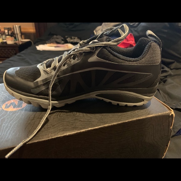 Merrell Shoes - Merrell Sneakers - Size 6 Merrell Shoes - Merrell Sneakers - Size 6